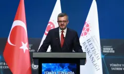 İletişim Başkanı Duran: Türkiye, küresel ekonominin fırtınalı sularında sığınılacak güvenli liman haline gelmiştir