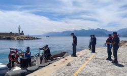 Tur teknesinde rahatsızlanan turistin yardımına deniz polisi yetişti
