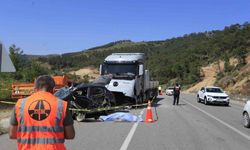 Otomobildeki çift hayatını kaybetti
