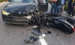 Otomobil ile motosiklet çarpıştı