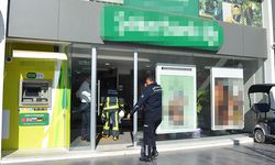 Serik'te bankada korkutan duman
