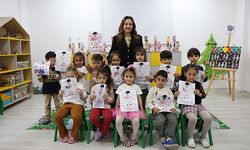 Başkan Vekili Özdemir miniklerle bir araya geldi