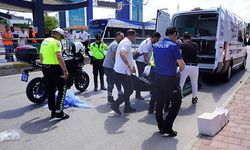 Antalya'da yolun karşısına geçen çocuk kazada hayatını kaybetti
