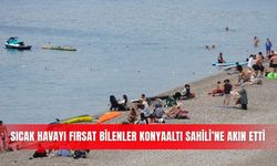 Sıcak havayı fırsat bilenler Konyaaltı Sahili’ne akın etti