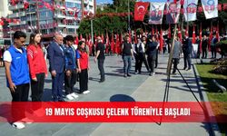 19 Mayıs coşkusu çelenk töreniyle başladı