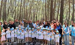 Kemer'de miniklerden çevre temizliği
