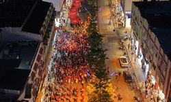 Kemer'de fener alayı ve konser