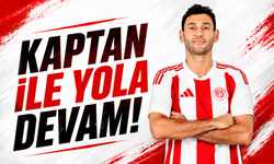 Antalyaspor'da Veysel Sarı'nın sözleşmesi 1 yıl uzatıldı
