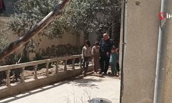 Öğretmen çiftin evinden çıkan cenazeler gözyaşları arasında morga kaldırıldı