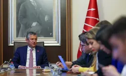 Özgür Özel: İkinci bir parti hazır etmek lazım olabilir