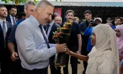 Dışişleri Bakanı Fidan, Bangladeş'te mülteci kamplarını ziyaret etti