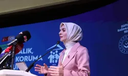 Bakan Göktaş, KKTC'de konuştu: Dijital ağları küresel dev tekellerin hakimiyetine terk edemeyiz