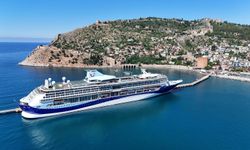 Alanya'ya lüks kruvaziyer ile bin 767 turist geldi