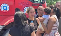 Araçta kilitli kalan çocuğu itfaiye ekipleri kurtardı