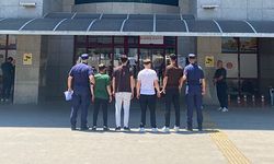 Manavgat'ta tekneyi soyup alkol alemi yapan hırsızlar tutuklandı