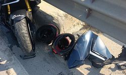 Manavgat'ta motosiklet ve otomobil çarpıştı: 2 kişi yaralandı