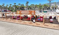Alanya'da vatandaş halk plajını tercih ediyor