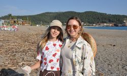 Yerleşik yabancılar sahilde temizlik yaptı