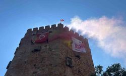 JAK ekiplerinden Alanya Kızılkule'de nefes kesen gösteri