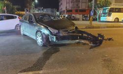 Kırmızı ışık ihlali yapıp kazaya neden oldu