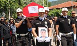 Şehit polise eşinden yürekleri dağlayan veda
