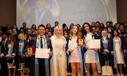 Akdeniz Üniversitesi Diş Fakültesi'nde mezuniyet