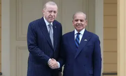Cumhurbaşkanı Erdoğan, Pakistan Başbakanı Şahbaz Şerif ile görüştü