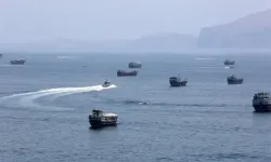 İran ve Umman dışişleri bakanları, 'Hürmüz Boğazı'nı görüştü