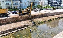 Konyaaltı'nda kanal temizliği