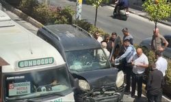 Yayaya yol veren minibüse arkadan araç çarptı