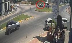 Sinirini otomobilin camından çıkardı