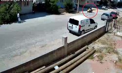 Motosikletiyle aydınlatma direğine daldı