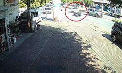 Motosikletiyle birlikte metrelerce sürüklendi