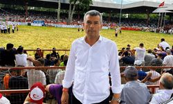 Anahtar Parti’den Başpehlivana tebrik