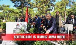 Şehitliklerde 15 Temmuz anma töreni