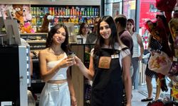 Mevlana Petrol'den kahve ikramı