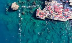 Erenkuş Plajı'nda su cimnastiği dersleri