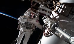 Uzayda ilk robotik kurtarma operasyonu: NASA düşen teleskobun peşinde