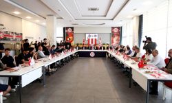 Antalyaspor’da destek zirvesi