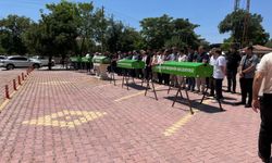 Antalya'daki faciada hayatını kaybeden aile defnedildi