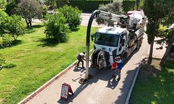 Antalya'da kanalizasyon hatları temizleniyor