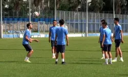 Futbolculara demans uyarısı: Sık kafa topuna çıkanlarda risk artıyor