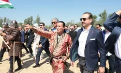 Zorlu: Türkiye ve Macaristan birbirinden ayrılamaz