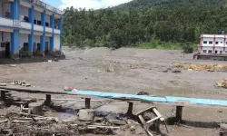 Nepal'deki selde hayatını kaybedenlerin sayısı 734’e yükseldi