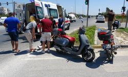 Devrilen motosikletli yaralandı