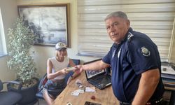 Serik’te zabıta ekiplerinden örnek davranış
