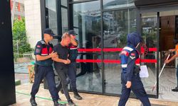 Eşini ve kayınvalidesini bıçaklayan şahıs adliyeye sevk edildi