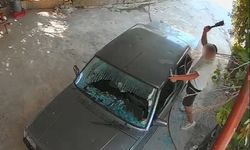 Mersin'de araca satırlı saldırı