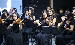 Gençlik Orkestrası müzik ziyafeti verdi