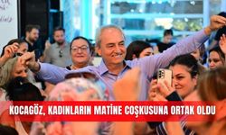 Kocagöz, kadınların matine coşkusuna ortak oldu